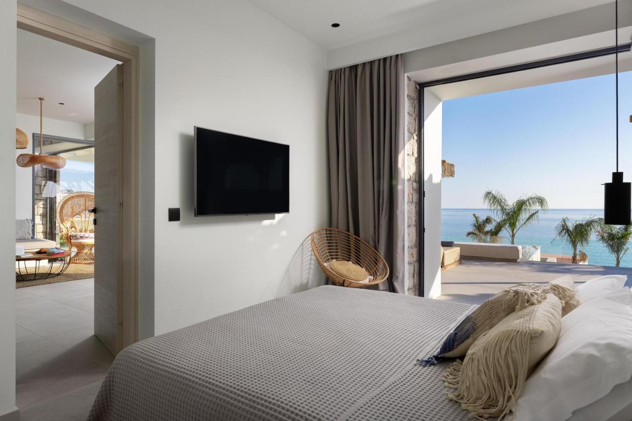 Lido Blue Villa Pefki Екстериор снимка
