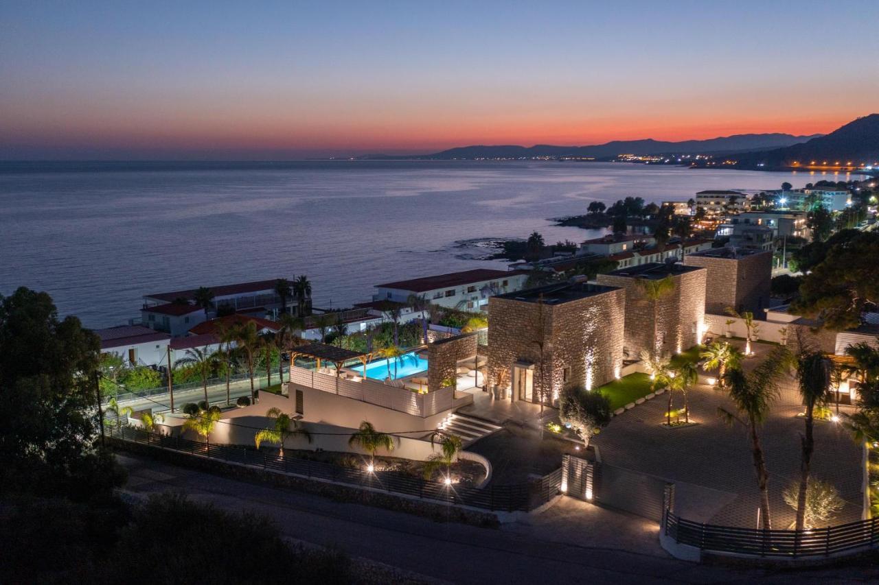 Lido Blue Villa Pefki Екстериор снимка